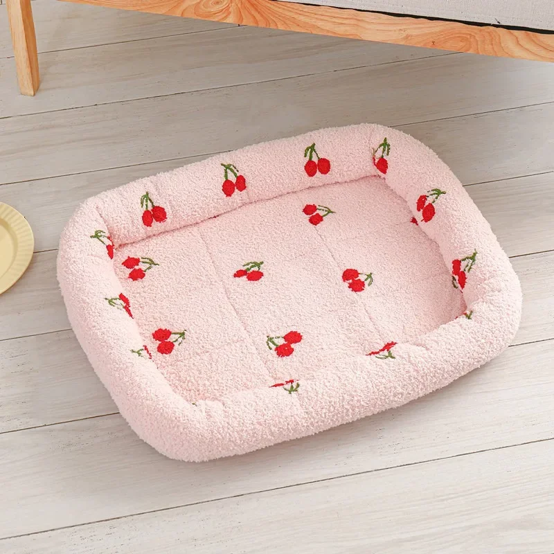 Universal Kennel Cloud Velvet  - Calming Dog Bed recensione e prezzo